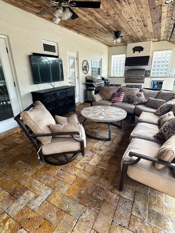 5221 Pinetree Road, Parkland, FL 33067