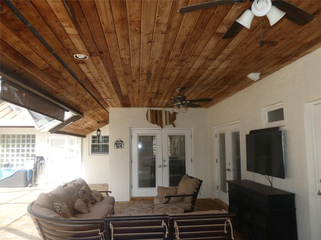 5221 Pinetree Road, Parkland, FL 33067