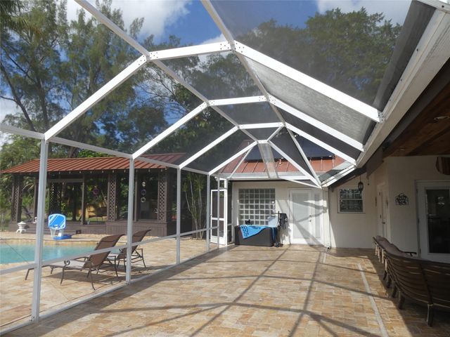 5221 Pinetree Road, Parkland, FL 33067