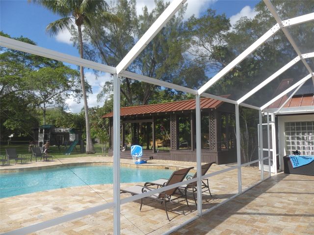 5221 Pinetree Road, Parkland, FL 33067