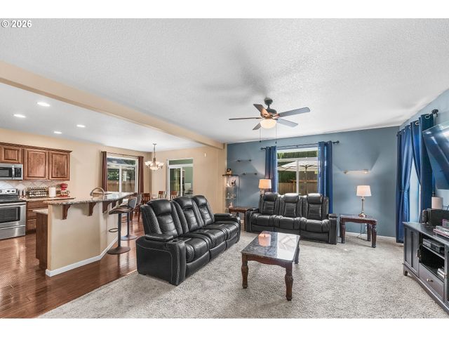 14307 Ne 102ND St, Vancouver, WA 98682