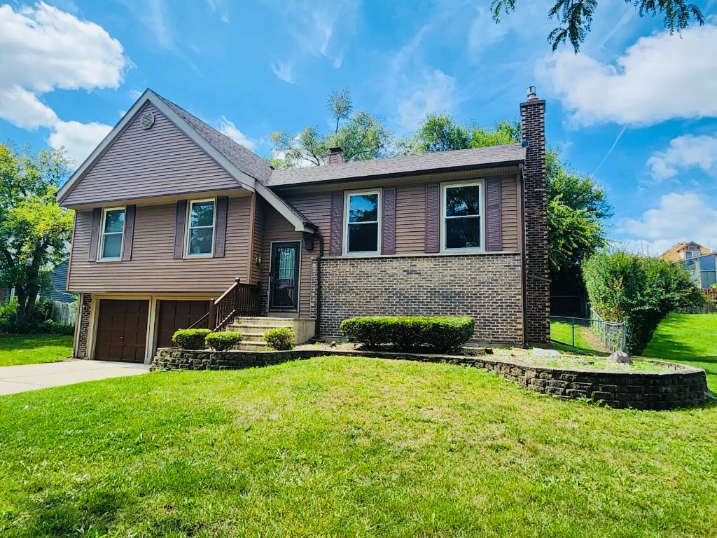 148 Longridge Drive, Bloomingdale, IL 60108
