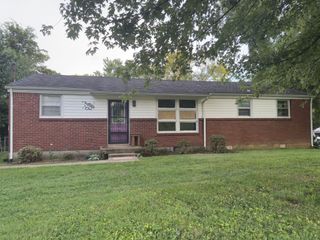 351 Dade Dr, Nashville, TN 37211