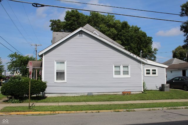 53 W Pennsylvania Street, Shelbyville, IN 46176