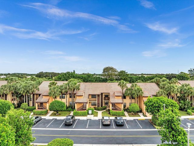 11205 Aspen Glen Drive, Boynton Beach, FL 33437