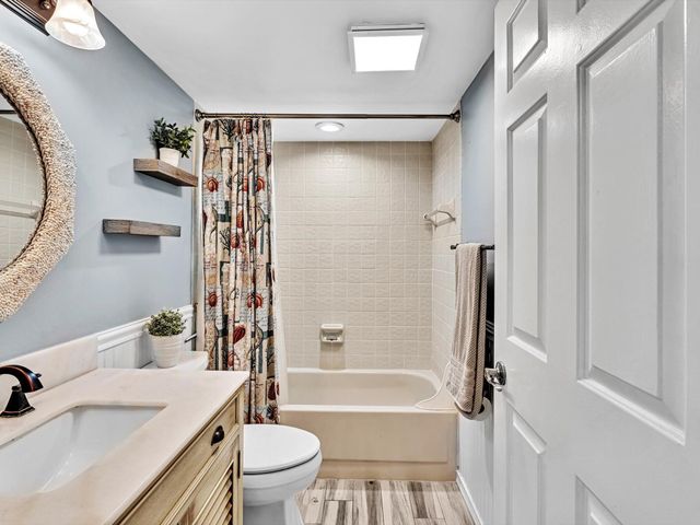 11205 Aspen Glen Drive, Boynton Beach, FL 33437