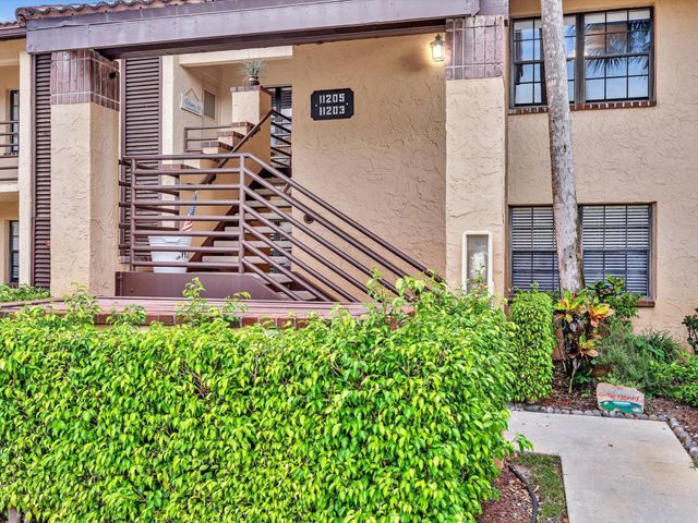 11205 Aspen Glen Drive, Boynton Beach, FL 33437