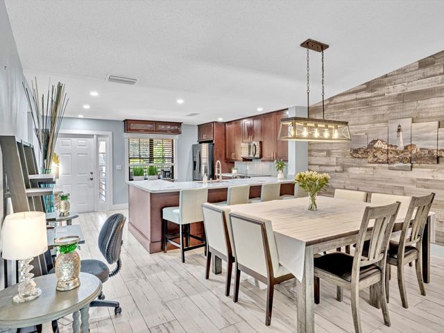 11205 Aspen Glen Drive, Boynton Beach, FL 33437