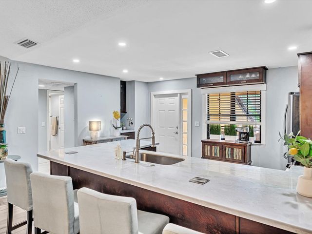 11205 Aspen Glen Drive, Boynton Beach, FL 33437