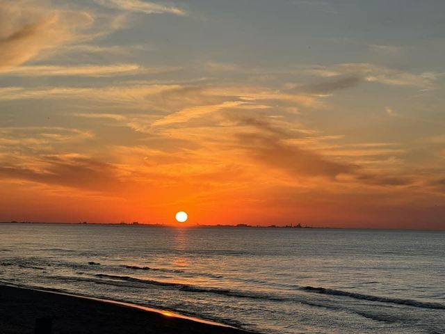 21 Bittersweet Lane, Ogden Dunes, IN 46368