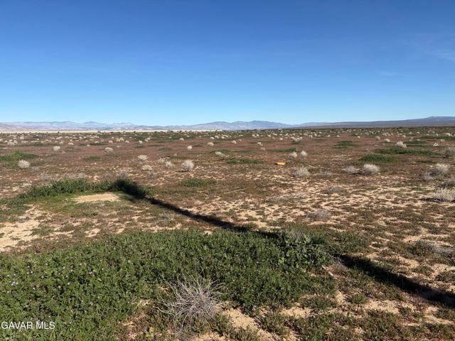 Mendiburu Road, California City, CA 93505