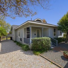 208 E 38th Street, Houston, TX 77018