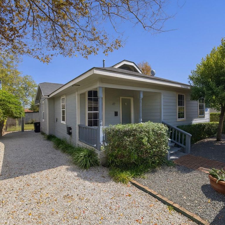 208 E 38th Street, Houston, TX 77018