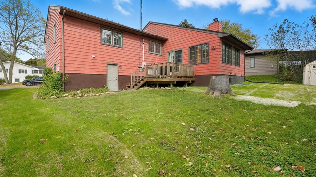 311 S Redwood Drive, Mankato, MN 56001