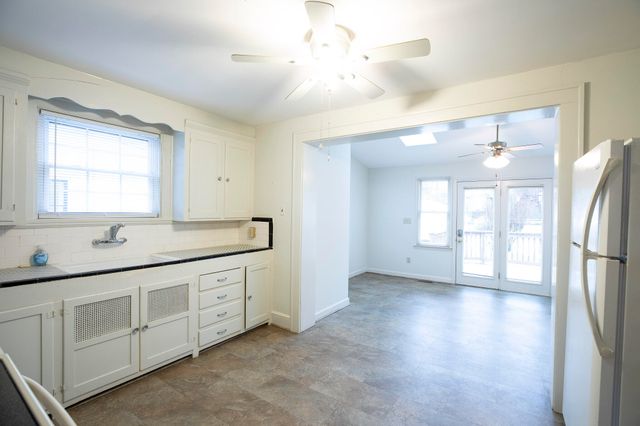 1818 Arlington RD, Roanoke, VA 24015