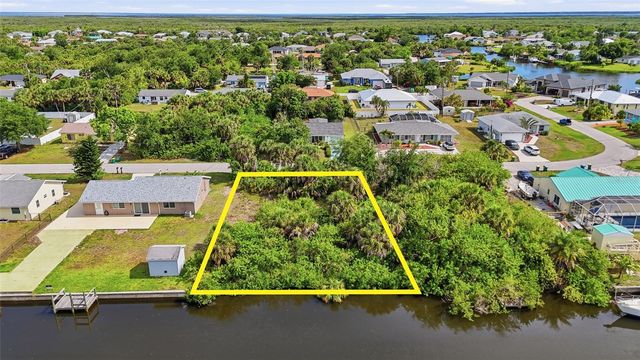 18318 VAN NUYS CIRCLE, Port Charlotte, FL 33948
