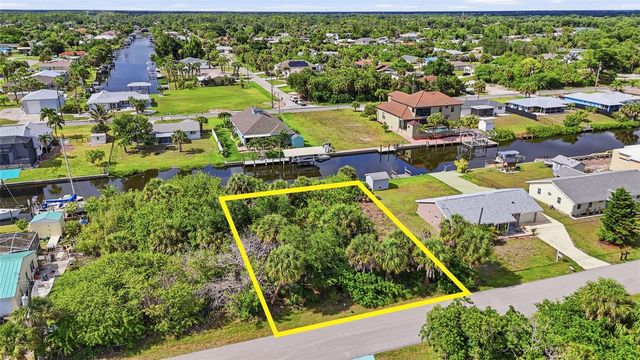 18318 VAN NUYS CIRCLE, Port Charlotte, FL 33948