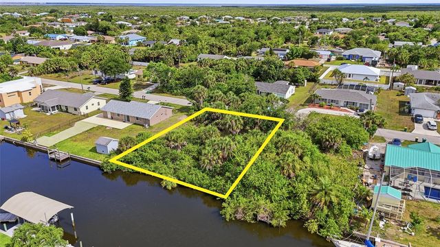 18318 VAN NUYS CIRCLE, Port Charlotte, FL 33948
