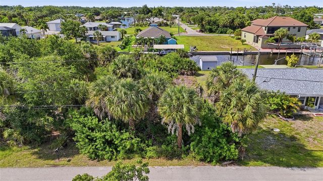 18318 VAN NUYS CIRCLE, Port Charlotte, FL 33948