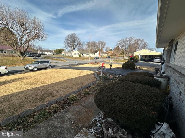 13823 DISTANT VIEW AVE, Maugansville, MD 21767