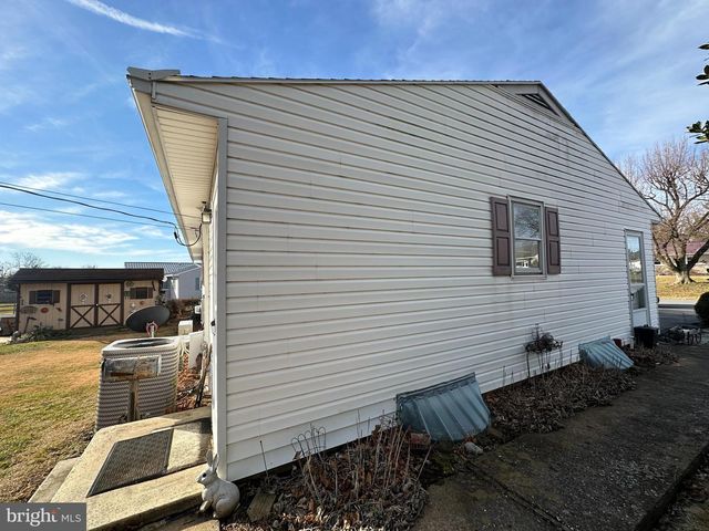 13823 DISTANT VIEW AVE, Maugansville, MD 21767