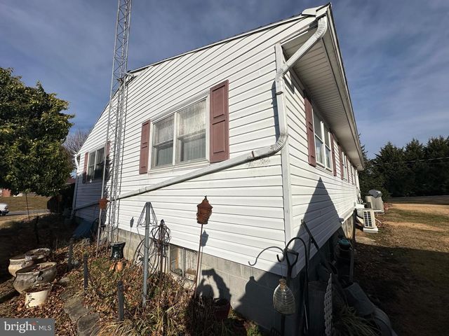 13823 DISTANT VIEW AVE, Maugansville, MD 21767