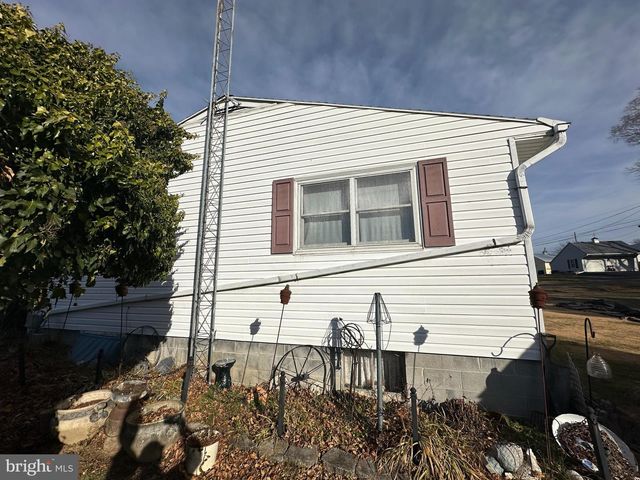 13823 DISTANT VIEW AVE, Maugansville, MD 21767