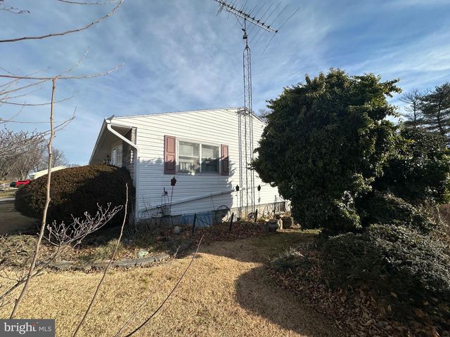 13823 DISTANT VIEW AVE, Maugansville, MD 21767