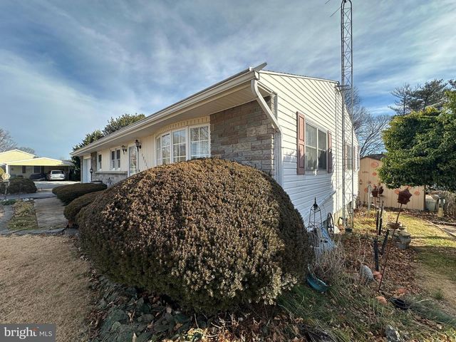 13823 DISTANT VIEW AVE, Maugansville, MD 21767