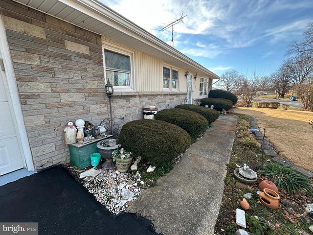 13823 DISTANT VIEW AVE, Maugansville, MD 21767