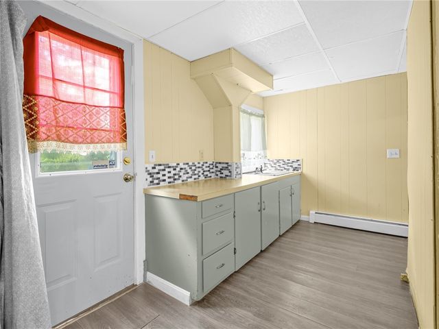 171 Tiogue Avenue, Coventry, RI 02816