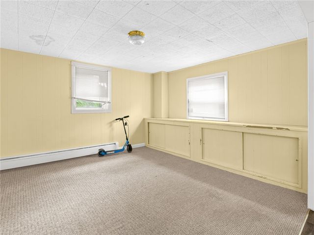 171 Tiogue Avenue, Coventry, RI 02816