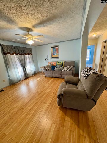 121 Woodmere Circle, Swansea, SC 29160