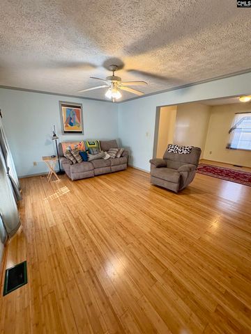 121 Woodmere Circle, Swansea, SC 29160