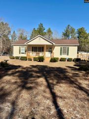 121 Woodmere Circle, Swansea, SC 29160