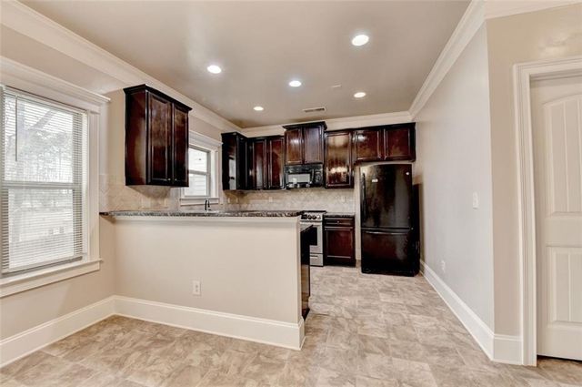 710 Summerstone Lane, Lawrenceville, GA 30044