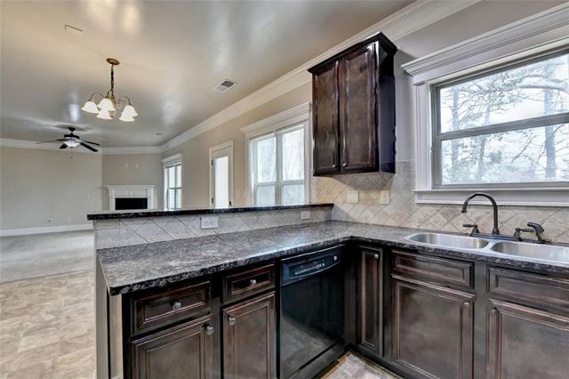 710 Summerstone Lane, Lawrenceville, GA 30044