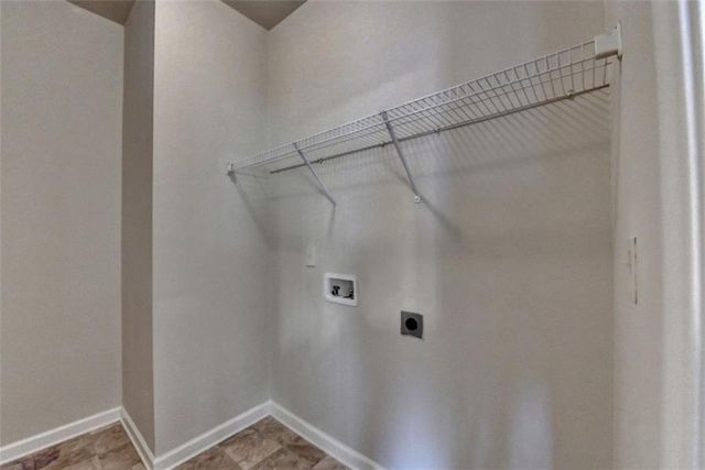 710 Summerstone Lane, Lawrenceville, GA 30044