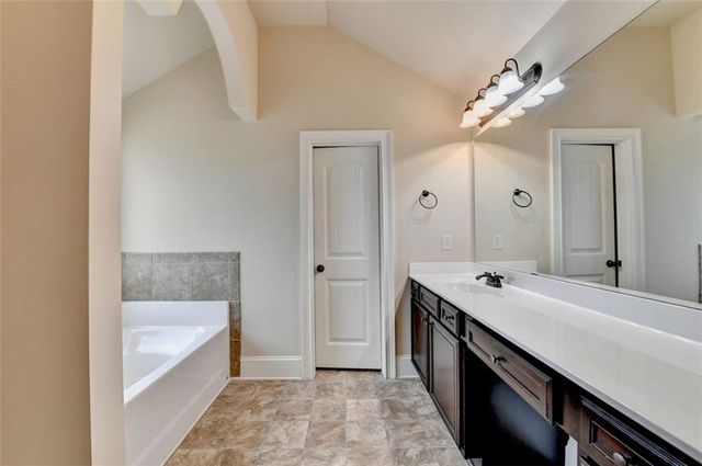 710 Summerstone Lane, Lawrenceville, GA 30044