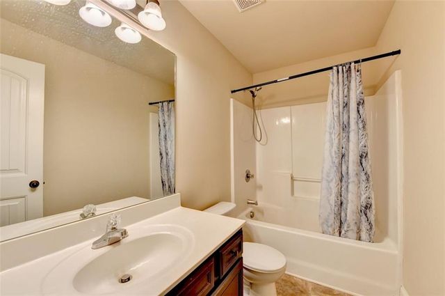 710 Summerstone Lane, Lawrenceville, GA 30044