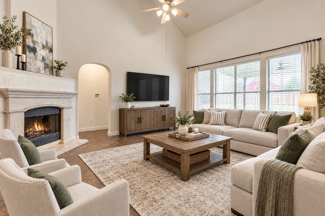 1008 Linden Drive, Burleson, TX 76028