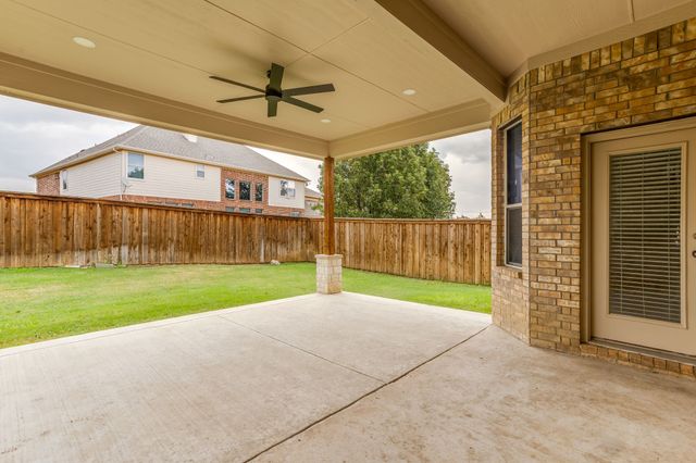 1008 Linden Drive, Burleson, TX 76028
