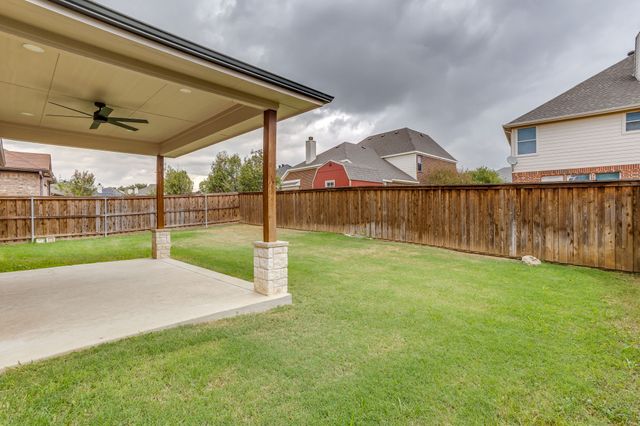 1008 Linden Drive, Burleson, TX 76028