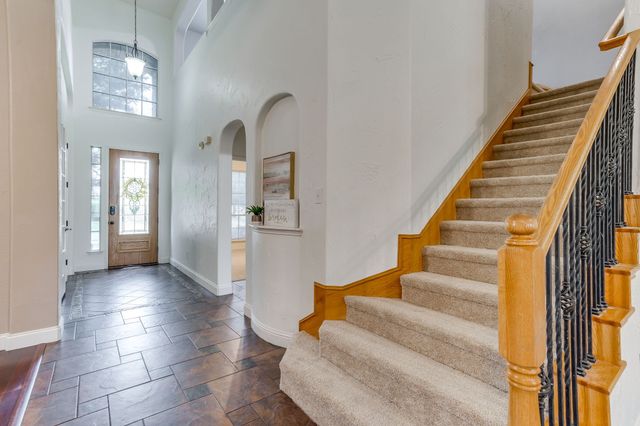 1008 Linden Drive, Burleson, TX 76028