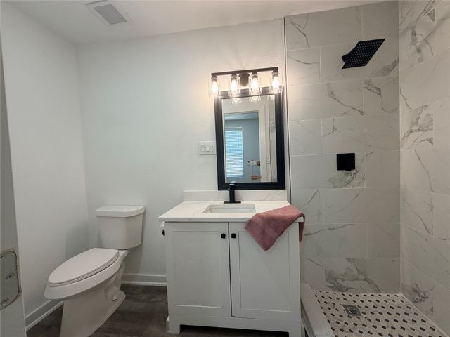 1424 E Parker Road, Plano, TX 75074