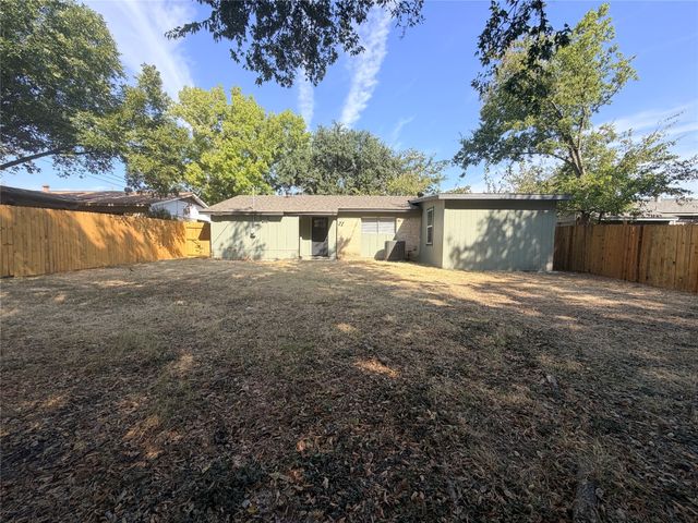 1424 E Parker Road, Plano, TX 75074