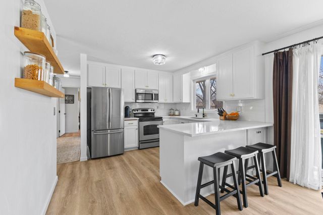 15512 Ridgemont Avenue SE, Prior Lake, MN 55372