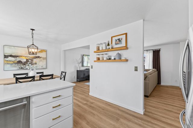 15512 Ridgemont Avenue SE, Prior Lake, MN 55372