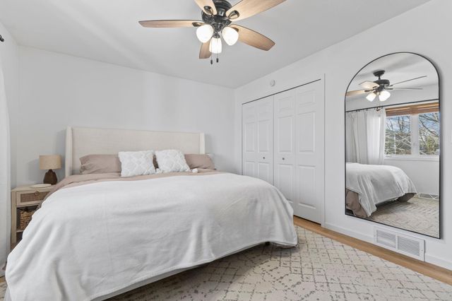 15512 Ridgemont Avenue SE, Prior Lake, MN 55372