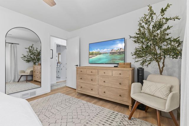 15512 Ridgemont Avenue SE, Prior Lake, MN 55372